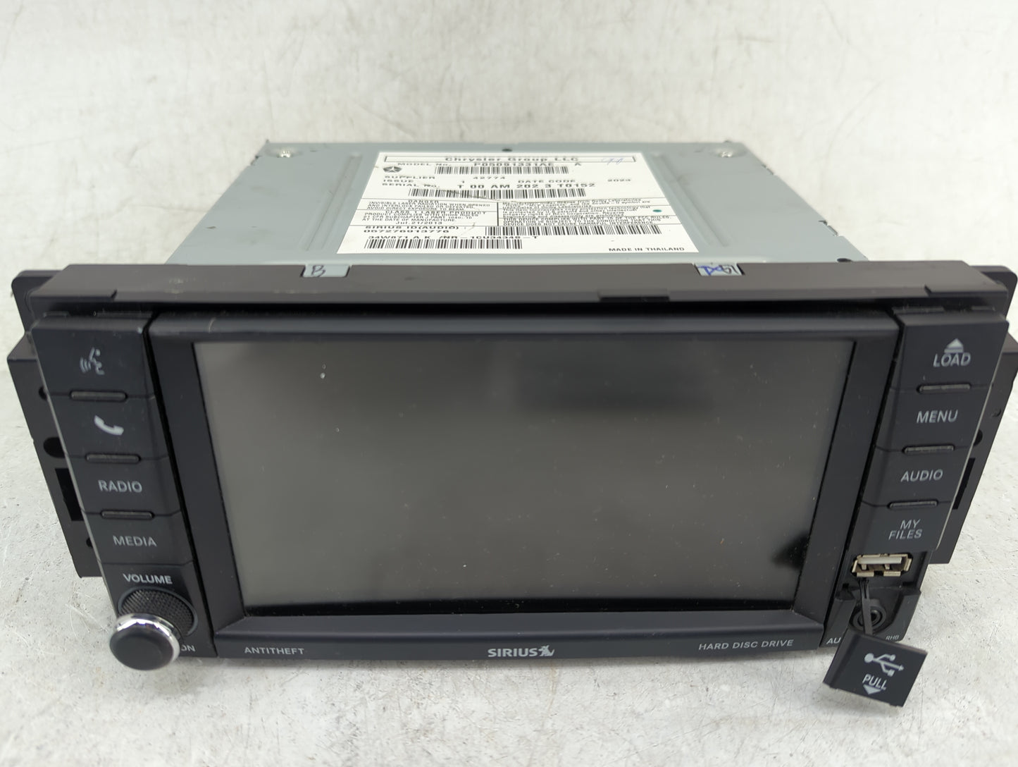 2014 Chrysler Town and Country Radio AM FM Cd Player Receiver Replacement P/N:P05091331AE Fits OEM Used Auto Parts - Oemused