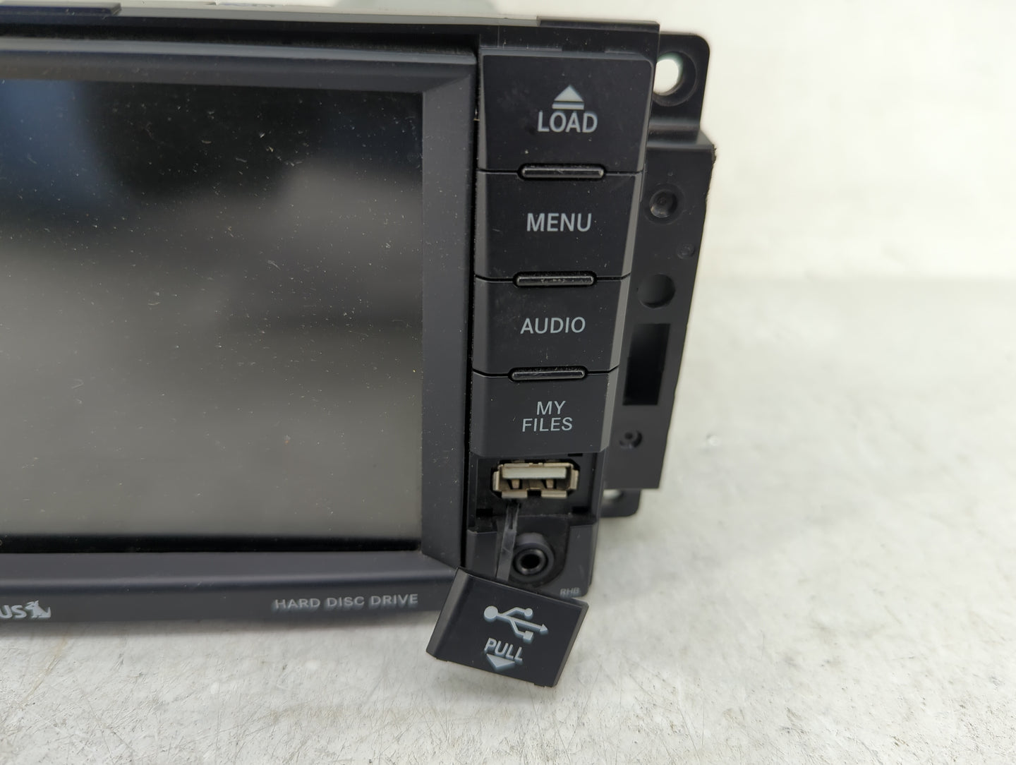 2014 Chrysler Town and Country Radio AM FM Cd Player Receiver Replacement P/N:P05091331AE Fits OEM Used Auto Parts - Oemused