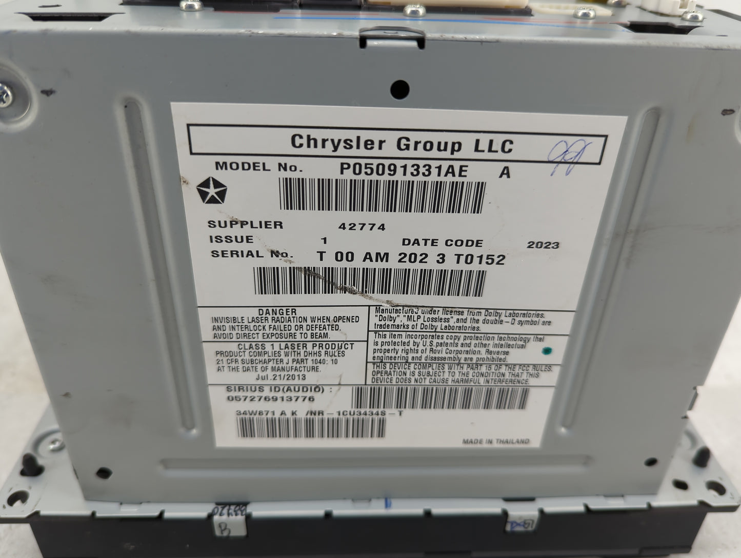 2014 Chrysler Town and Country Radio AM FM Cd Player Receiver Replacement P/N:P05091331AE Fits OEM Used Auto Parts - Oemused