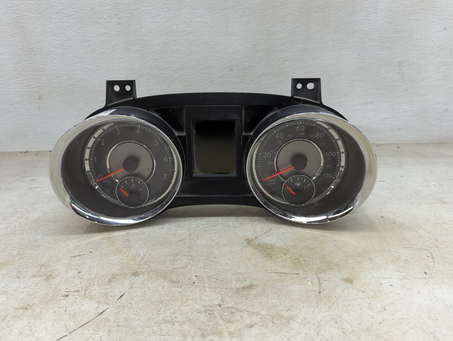 2014 Chrysler Town and Country Instrument Cluster Speedometer Gauges P/N:P56054925AA TE5QI176473126, A2C30086509 Miles: Fits