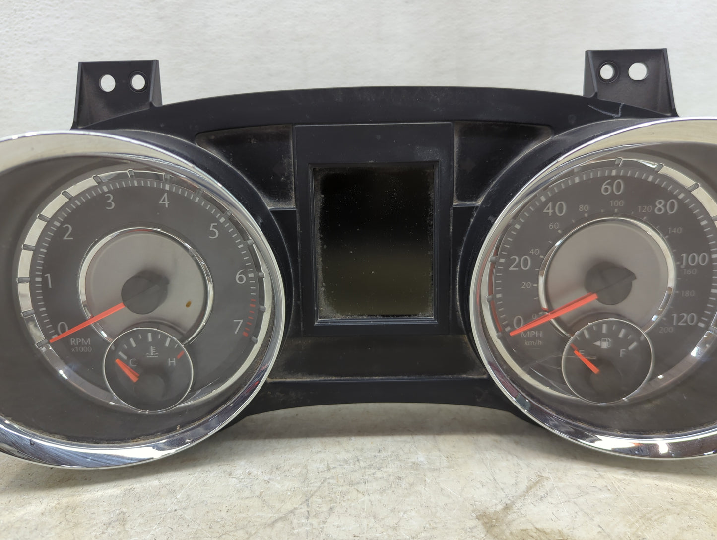 2014 Chrysler Town and Country Instrument Cluster Speedometer Gauges P/N:P56054925AA TE5QI176473126, A2C30086509 Miles: Fits