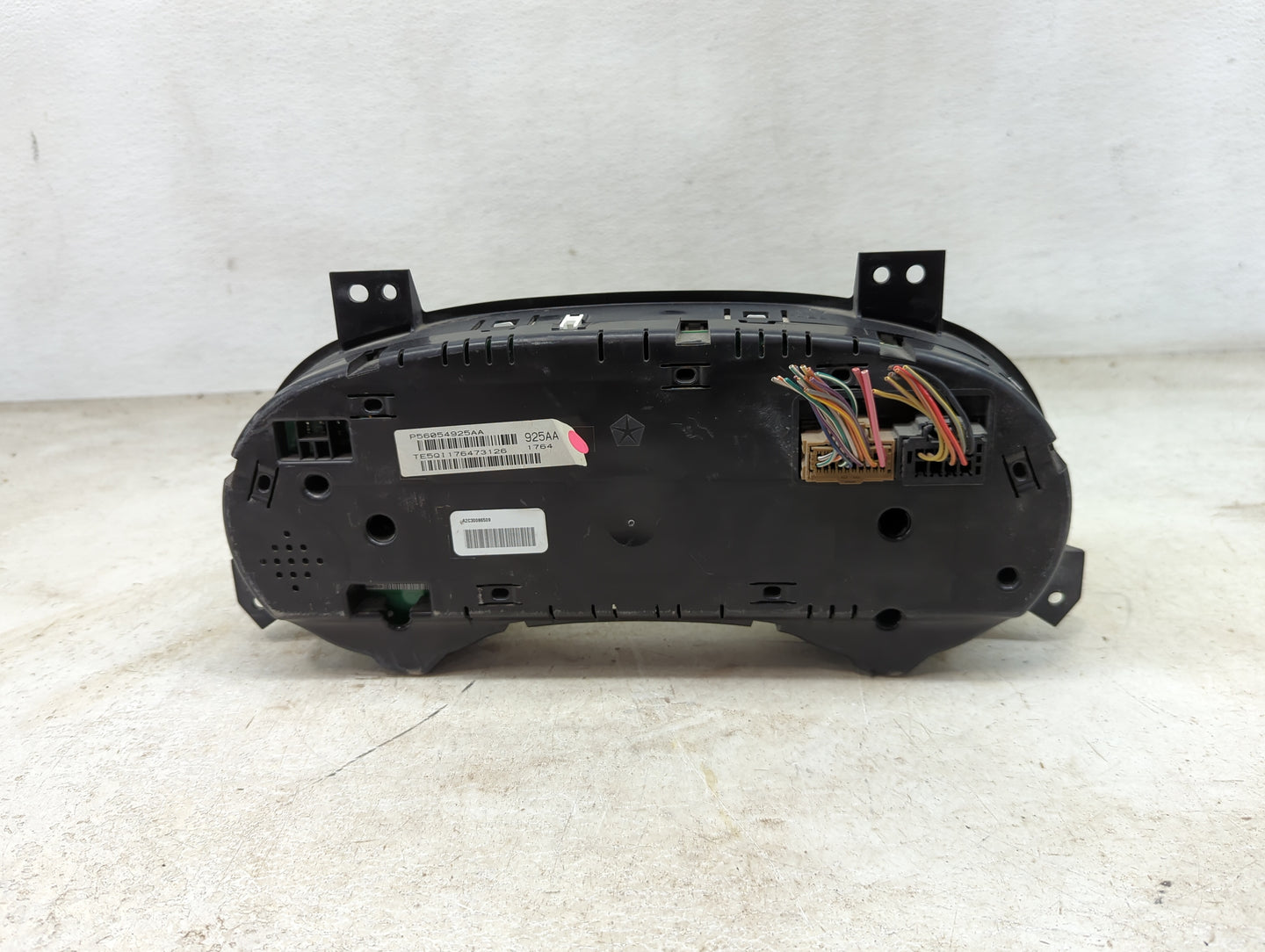 2014 Chrysler Town and Country Instrument Cluster Speedometer Gauges P/N:P56054925AA TE5QI176473126, A2C30086509 Miles: Fits