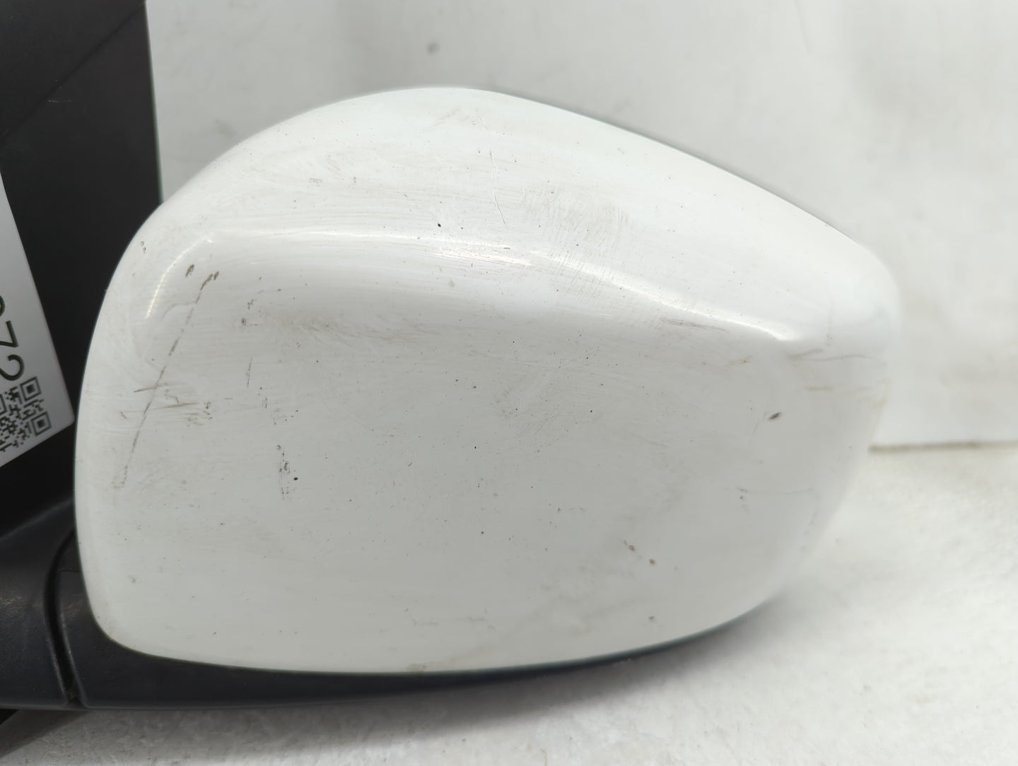 2014 Chrysler Town and Country Driver Side View Mirror - Left Door Mirror OEM Used - Oemusedautoparts1.com