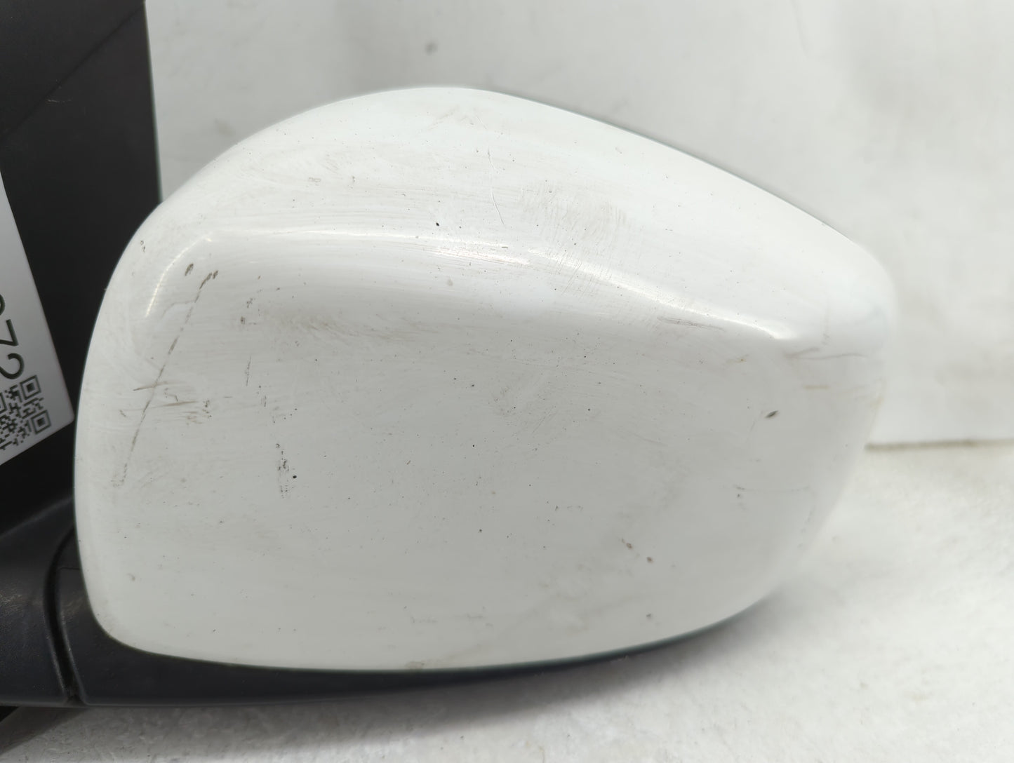 2014 Chrysler Town and Country Driver Side View Mirror - Left Door Mirror OEM Used - Oemusedautoparts1.com