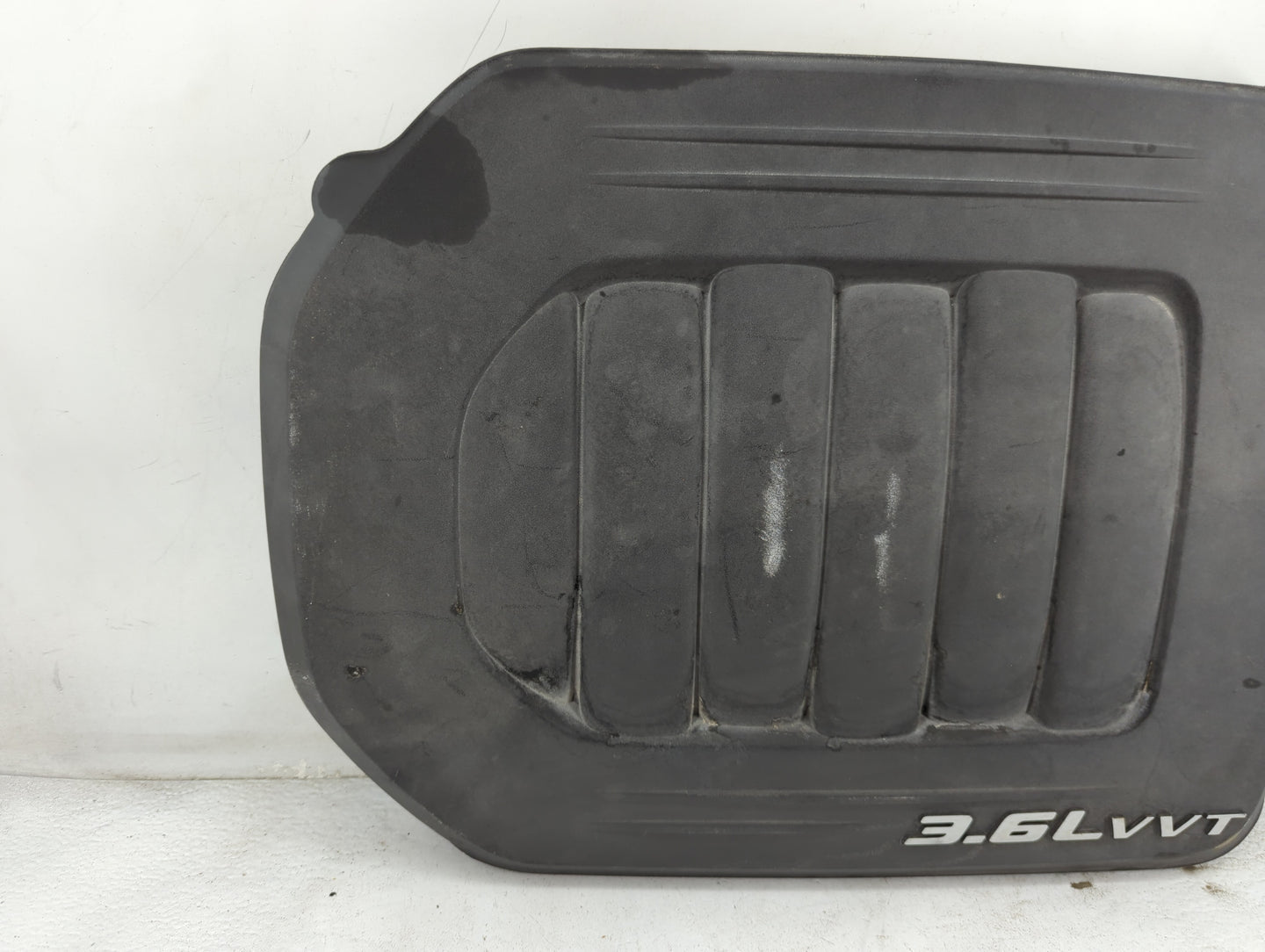 2014 Chrysler Town And Country Engine Cover - Oemusedautoparts1.com
