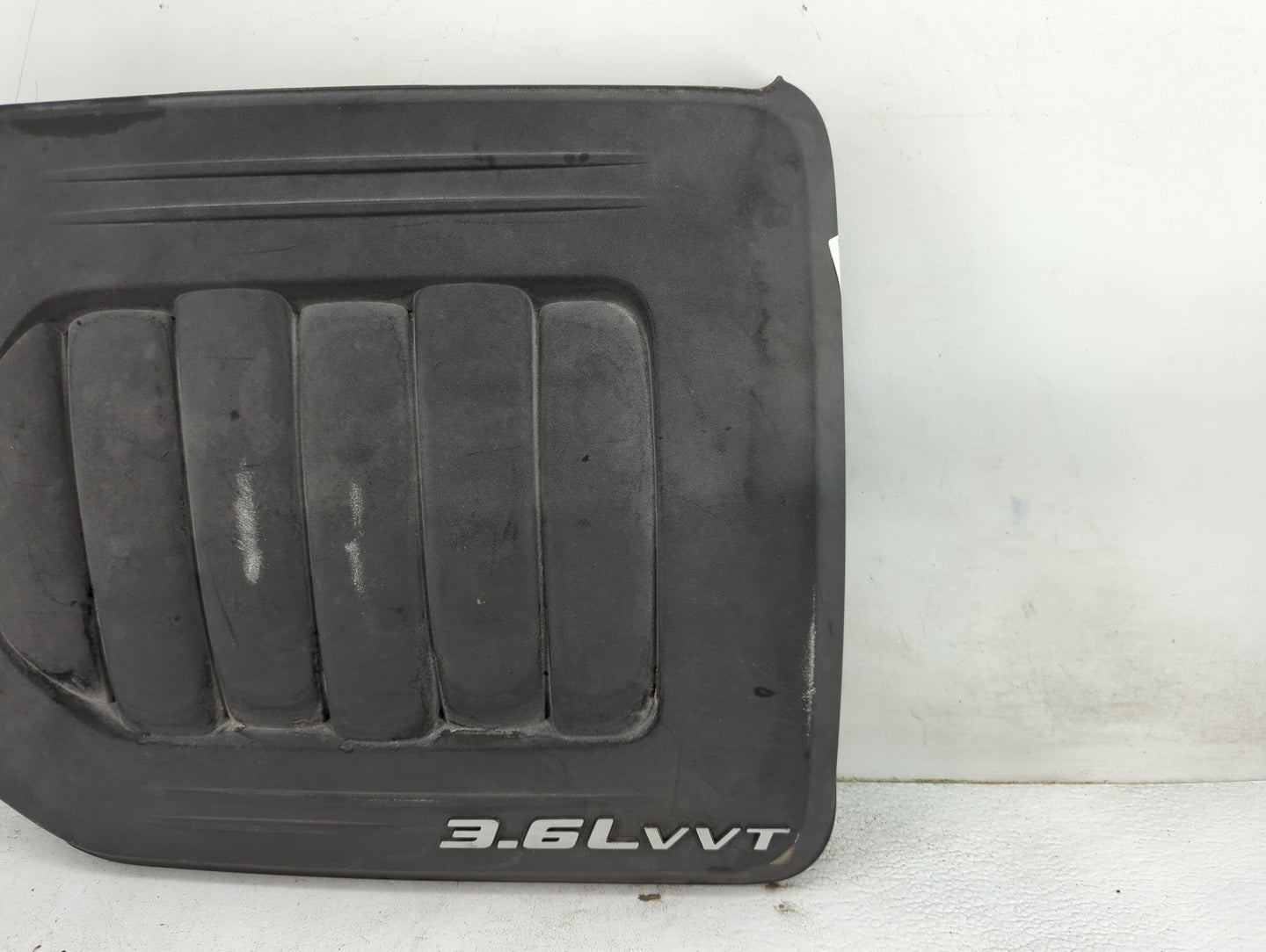 2014 Chrysler Town And Country Engine Cover - Oemusedautoparts1.com