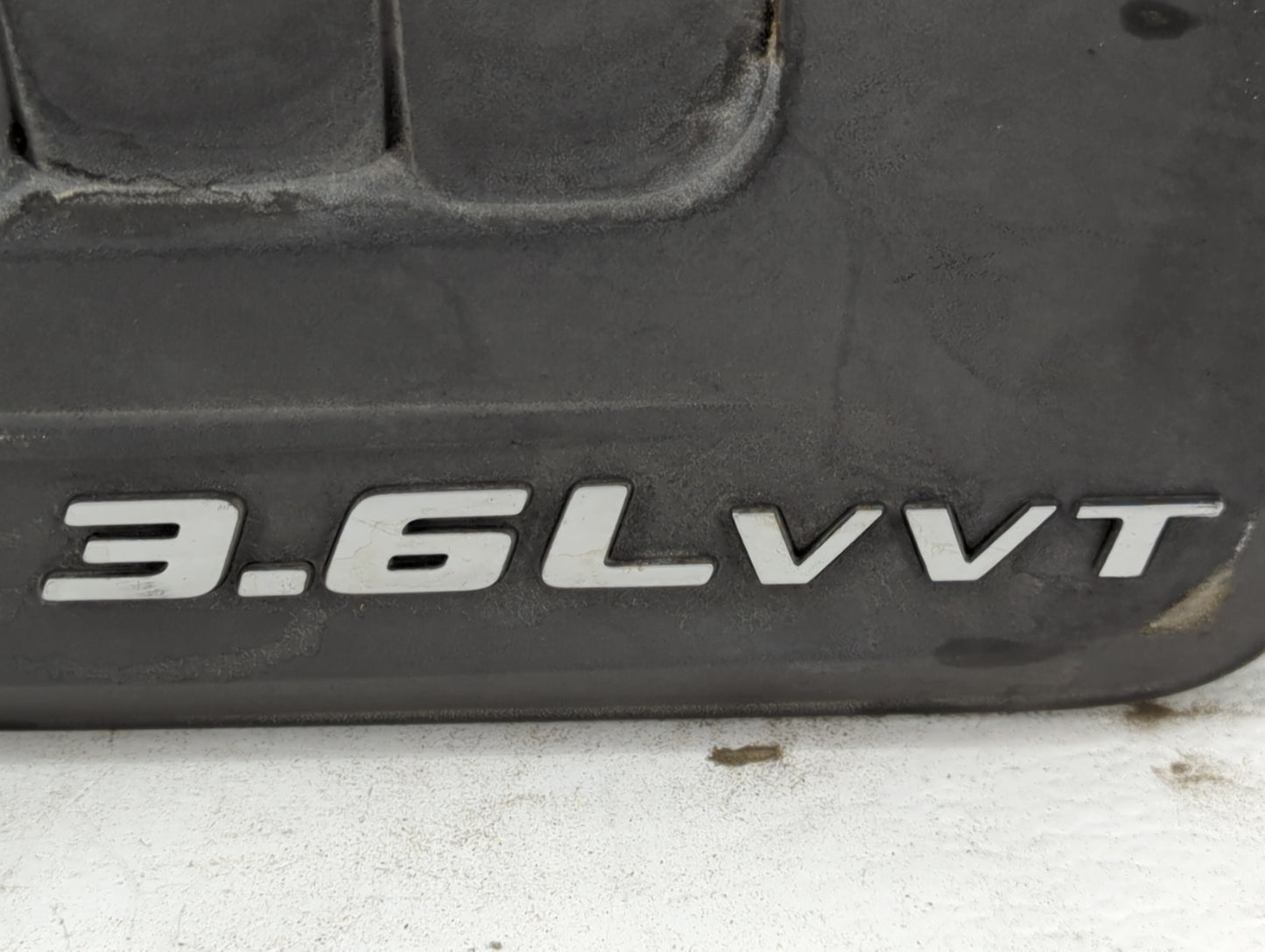 2014 Chrysler Town And Country Engine Cover - Oemusedautoparts1.com