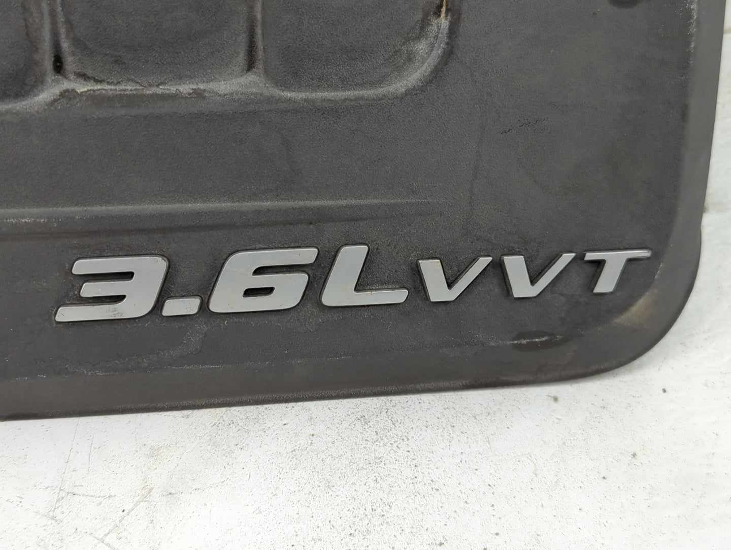 2014 Chrysler Town And Country Engine Cover - Oemusedautoparts1.com