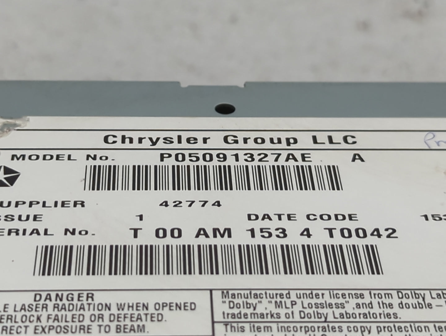 2014 Chrysler Town and Country Radio AM FM Cd Player Receiver Replacement P/N:P05091327AE Fits OEM Used Auto Parts - Oemused