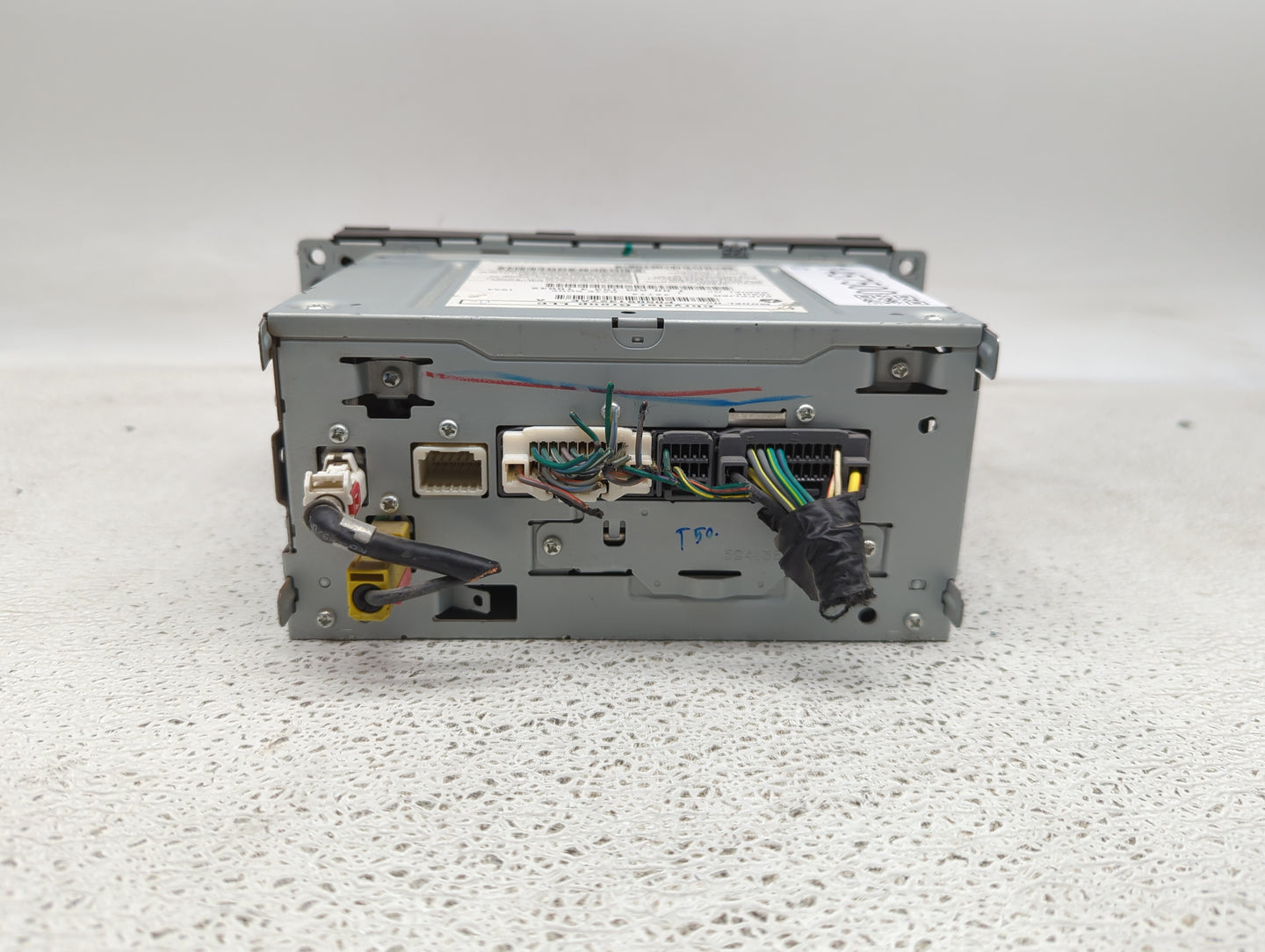 2014 Chrysler Town and Country Radio AM FM Cd Player Receiver Replacement P/N:P05091327AE Fits OEM Used Auto Parts - Oemused