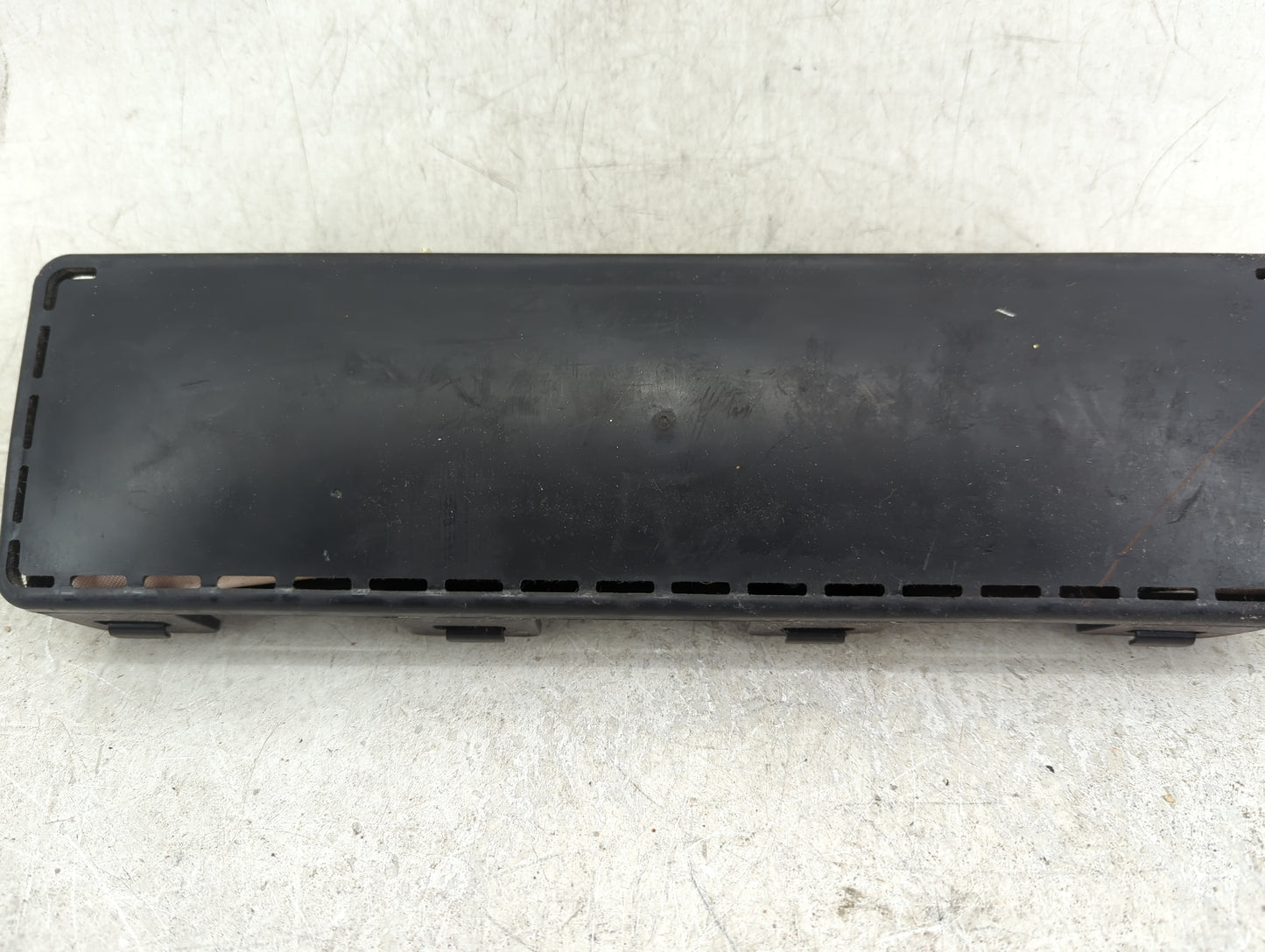 2014 Chrysler Town And Country Air Bag Driver Left Knee Oem - Oemusedautoparts1.com
