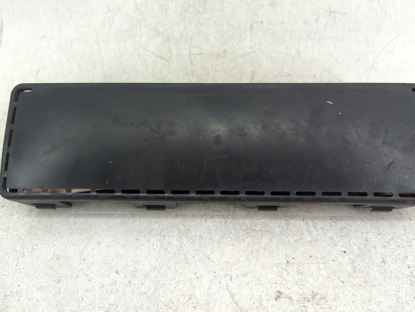 2014 Chrysler Town And Country Air Bag Driver Left Knee Oem - Oemusedautoparts1.com