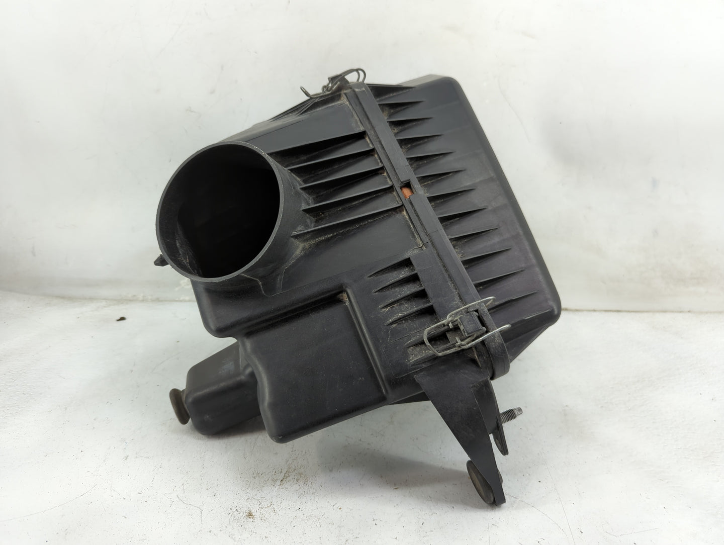 Chrysler Town And Country Air Cleaner Intake-duct Hose Tube 1459611 - Oemusedautoparts1.com