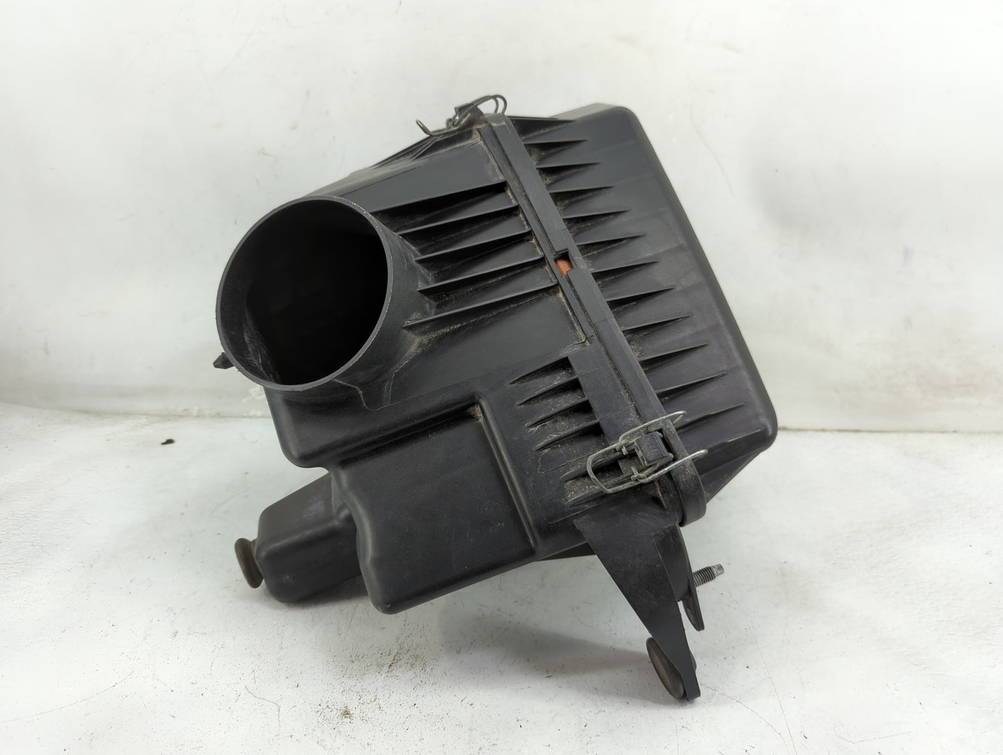 Chrysler Town And Country Air Cleaner Intake-duct Hose Tube 1459611 - Oemusedautoparts1.com
