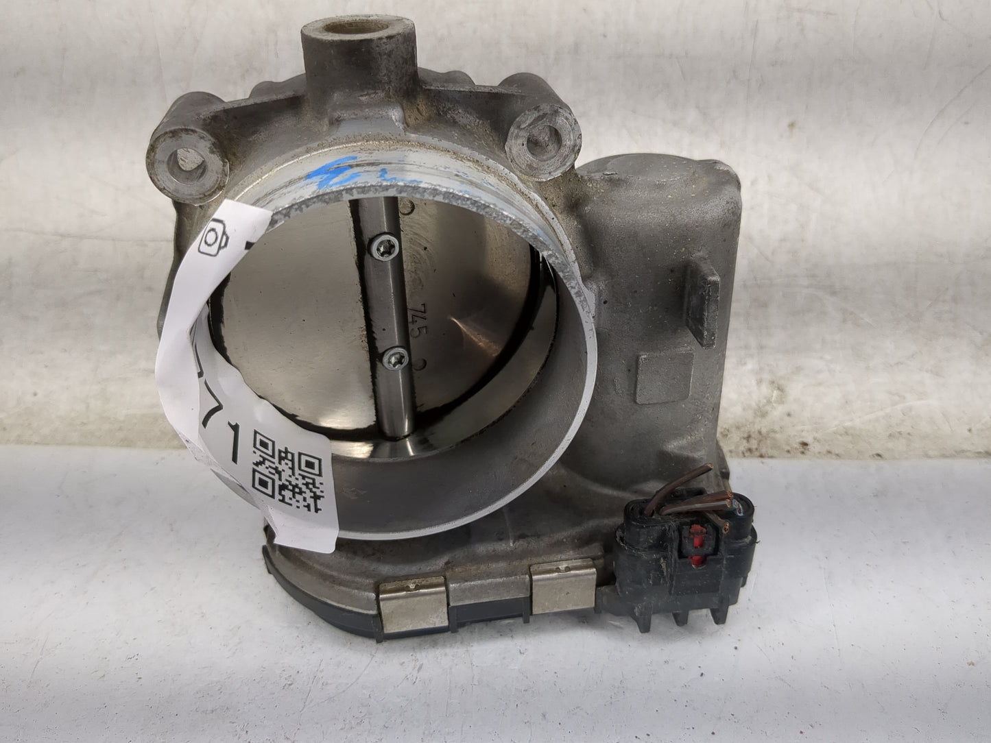 2014 Chrysler Town and Country Throttle Body P/N:05184349AC 0280750570 Fits OEM Used Auto Parts - Oemusedautoparts1.com