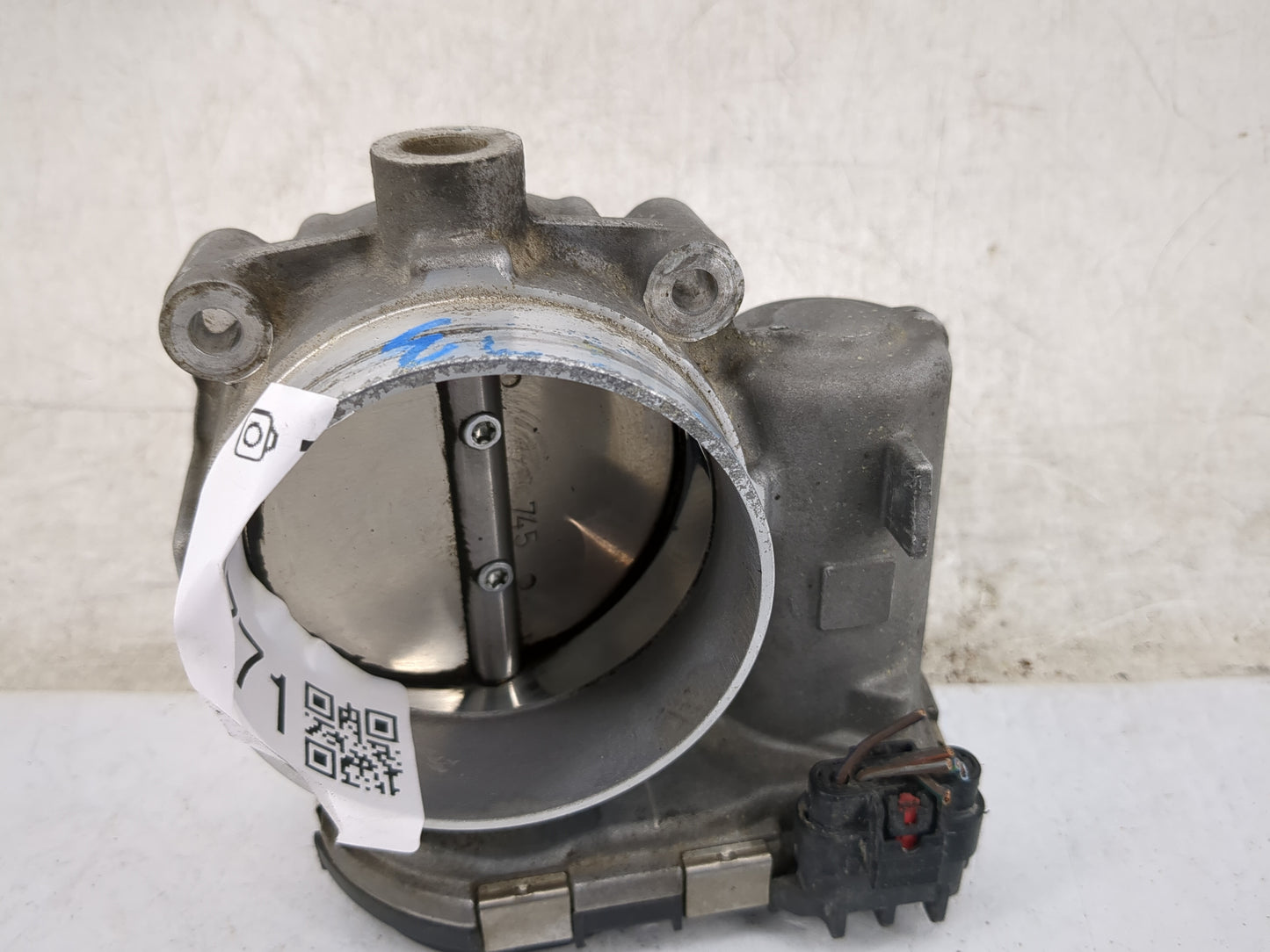 2014 Chrysler Town and Country Throttle Body P/N:05184349AC 0280750570 Fits OEM Used Auto Parts - Oemusedautoparts1.com