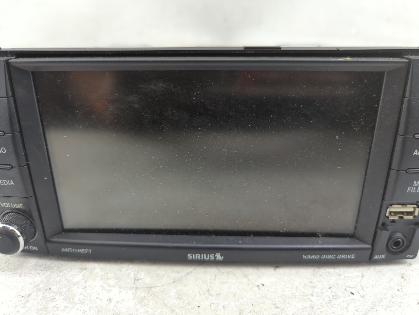 2014 Chrysler Town and Country Radio AM FM Cd Player Receiver Replacement P/N:P05091327AE Fits OEM Used Auto Parts - Oemused