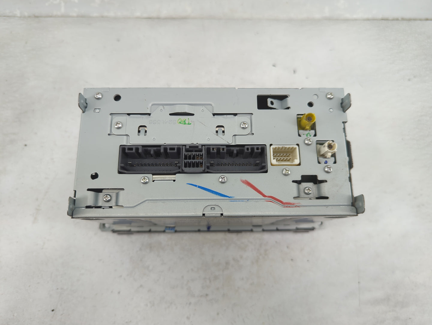 2014 Chrysler Town and Country Radio AM FM Cd Player Receiver Replacement P/N:P05091327AE Fits OEM Used Auto Parts - Oemused