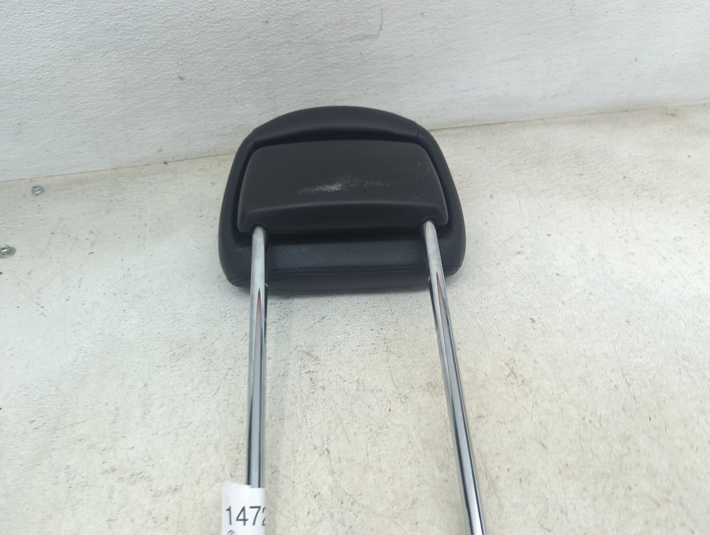 2014 Chrysler Town and Country Headrest Head Rest Front Driver Passenger Seat Fits OEM Used Auto Parts - Oemusedautoparts1.c