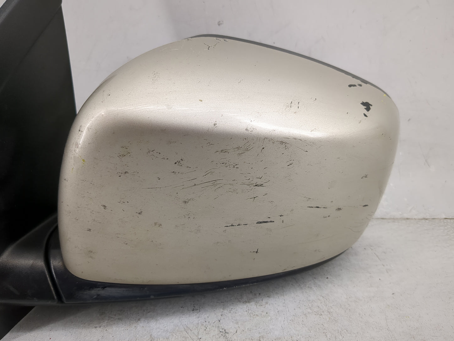 2014 Chrysler Town and Country Driver Side View Mirror - Left Door Mirror OEM Used - Oemusedautoparts1.com