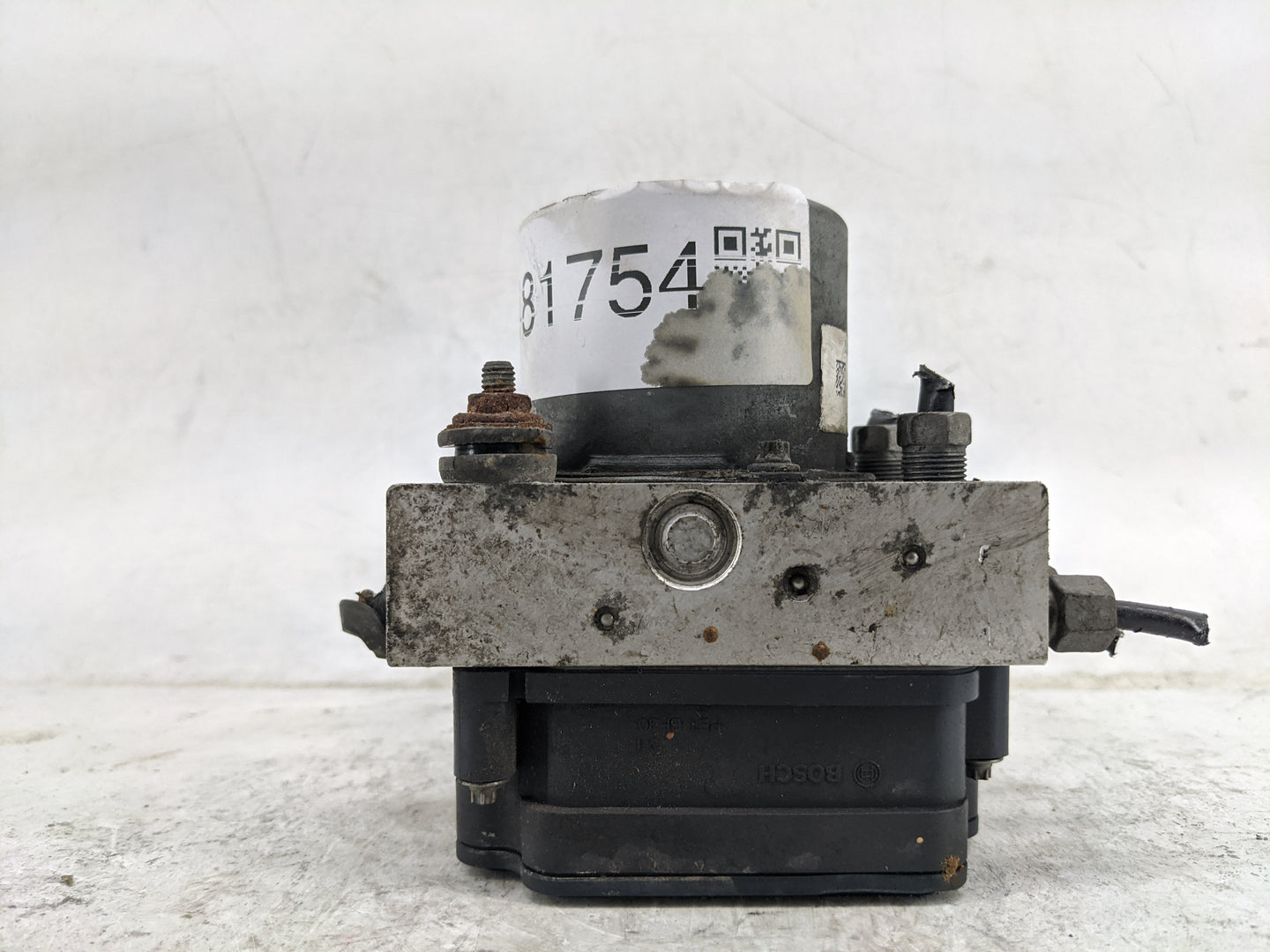2014 Chrysler Town and Country ABS Pump Control Module Replacement P/N:P68183803AC 68183803AC Fits OEM Used Auto Parts - Oem