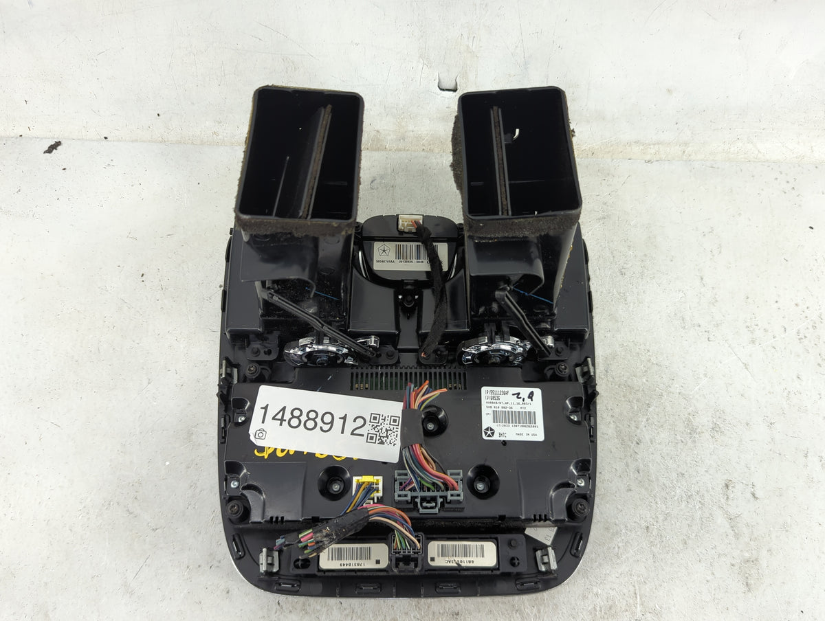 2014 Chrysler Town and Country Climate Control Module Temperature AC/Heater Replacement P/N:55111236AF 5HB010802-36 Fits OEM