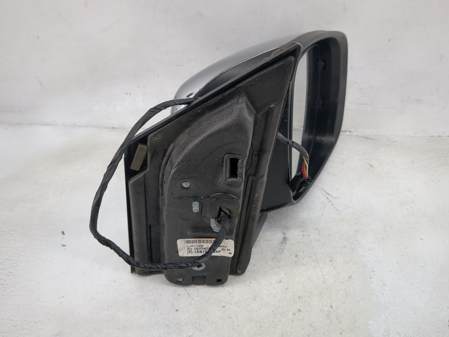 2014 Chrysler Town and Country Passenger Side View Mirror - Right Door Mirror OEM Used - Oemusedautoparts1.com