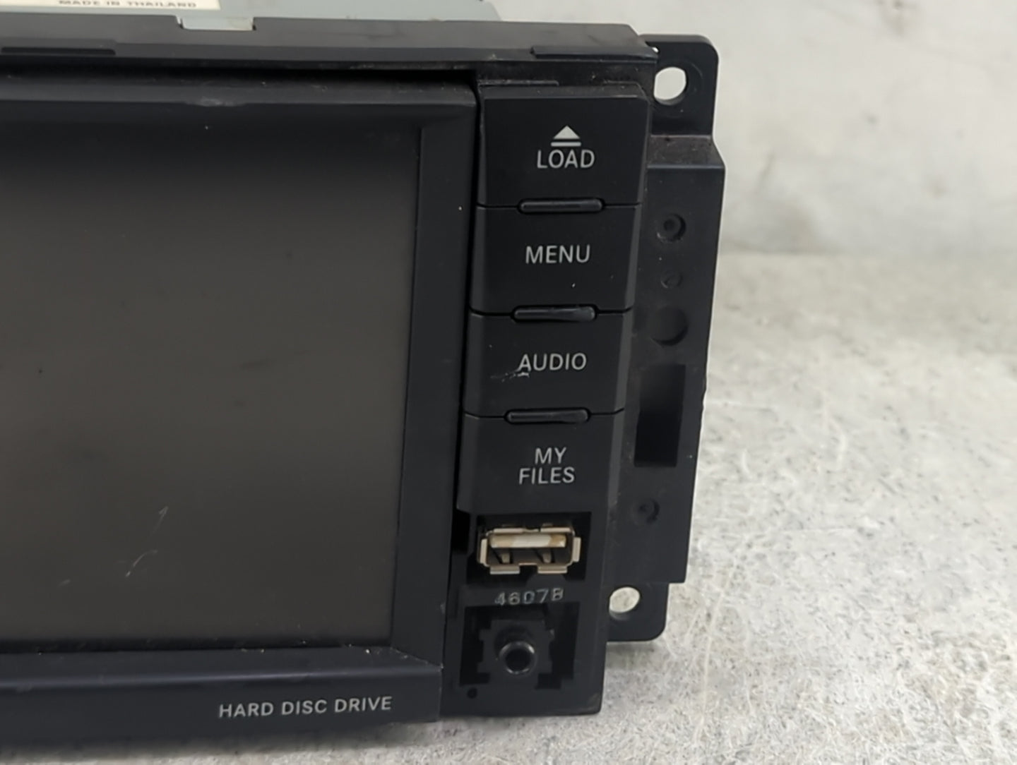 2014 Chrysler Town and Country Radio AM FM Cd Player Receiver Replacement P/N:P05091327AE Fits OEM Used Auto Parts - Oemused