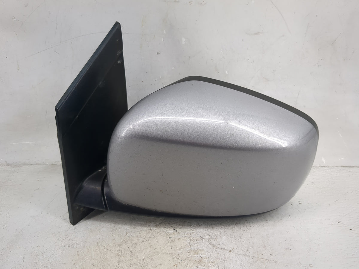 2014 Chrysler Town and Country Driver Side View Mirror - Left Door Mirror OEM Used - Oemusedautoparts1.com