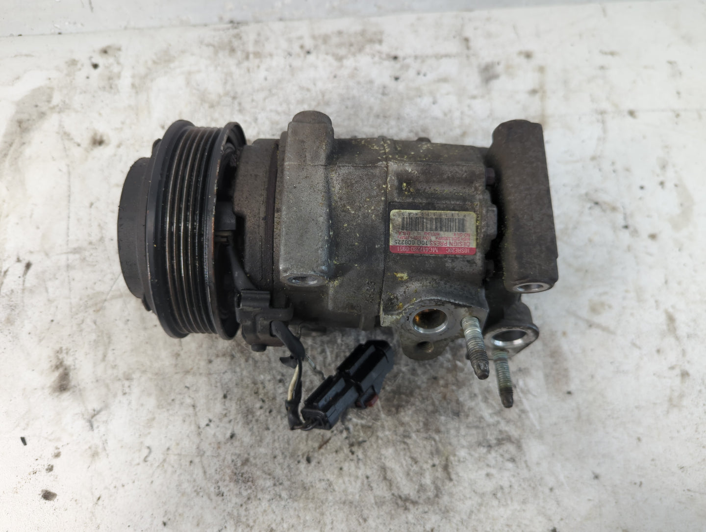 2011-2016 Chrysler Town & Country Air Conditioning A/c Ac Compressor Oem - Oemusedautoparts1.com
