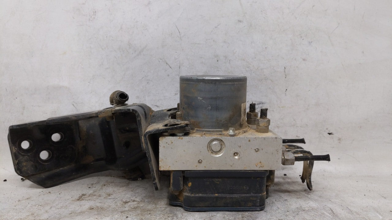 2014 Chrysler Town & Country ABS Pump Control Module Replacement P/N:68183803AC Fits OEM Used Auto Parts - Oemusedautoparts1