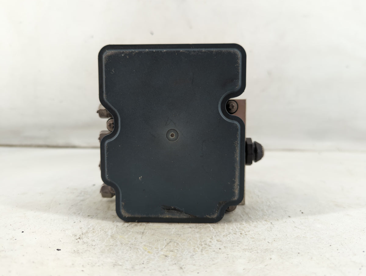 2014 Chrysler Town & Country Anti-Lock Brake ABS Pump Module Actuator OEM P/N:P68183803AC Fits OEM Used Auto Parts - Oemused
