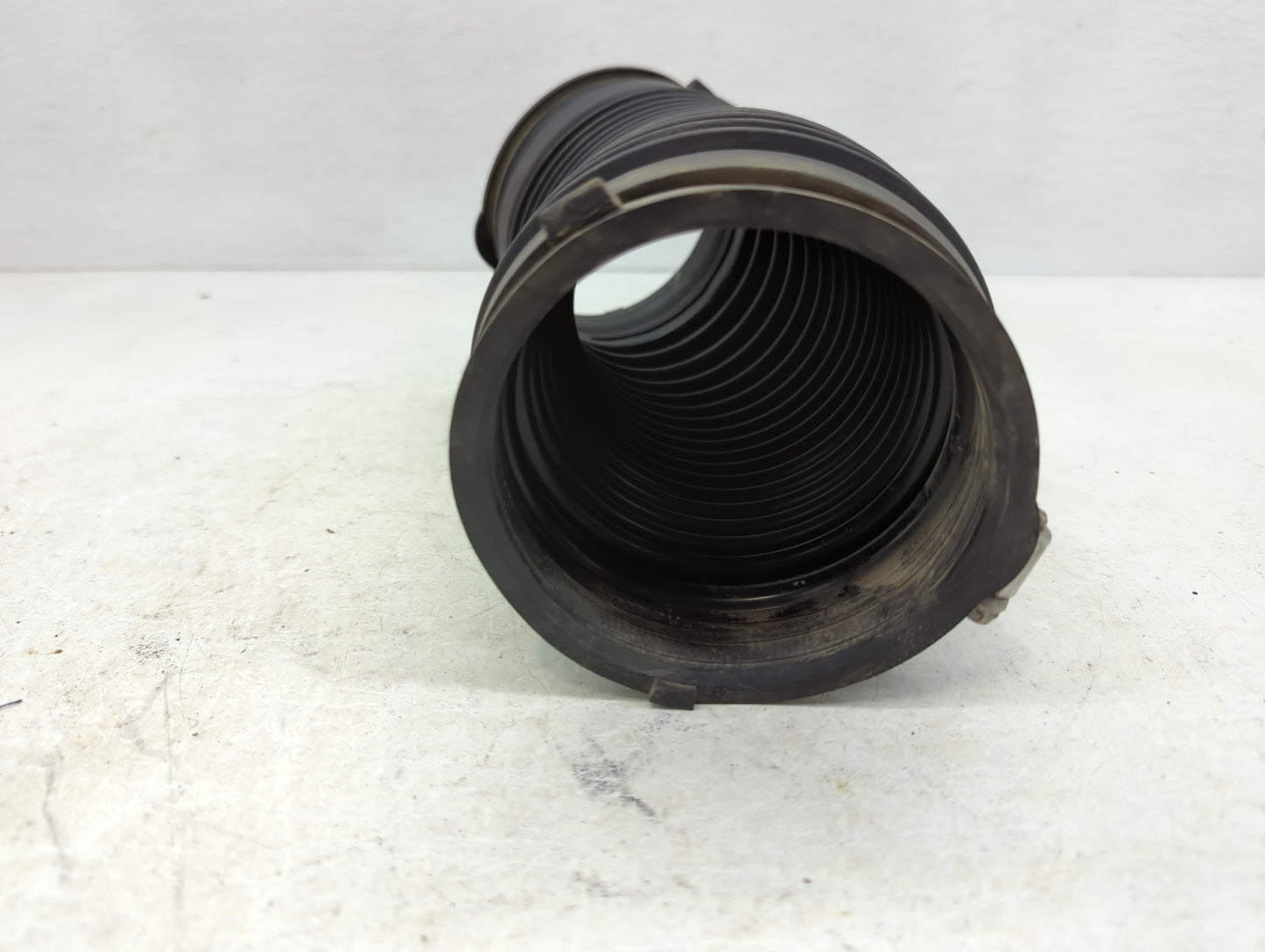 2014 Chrysler Town & Country Air Cleaner Intake Duct Hose Tube - Oemusedautoparts1.com