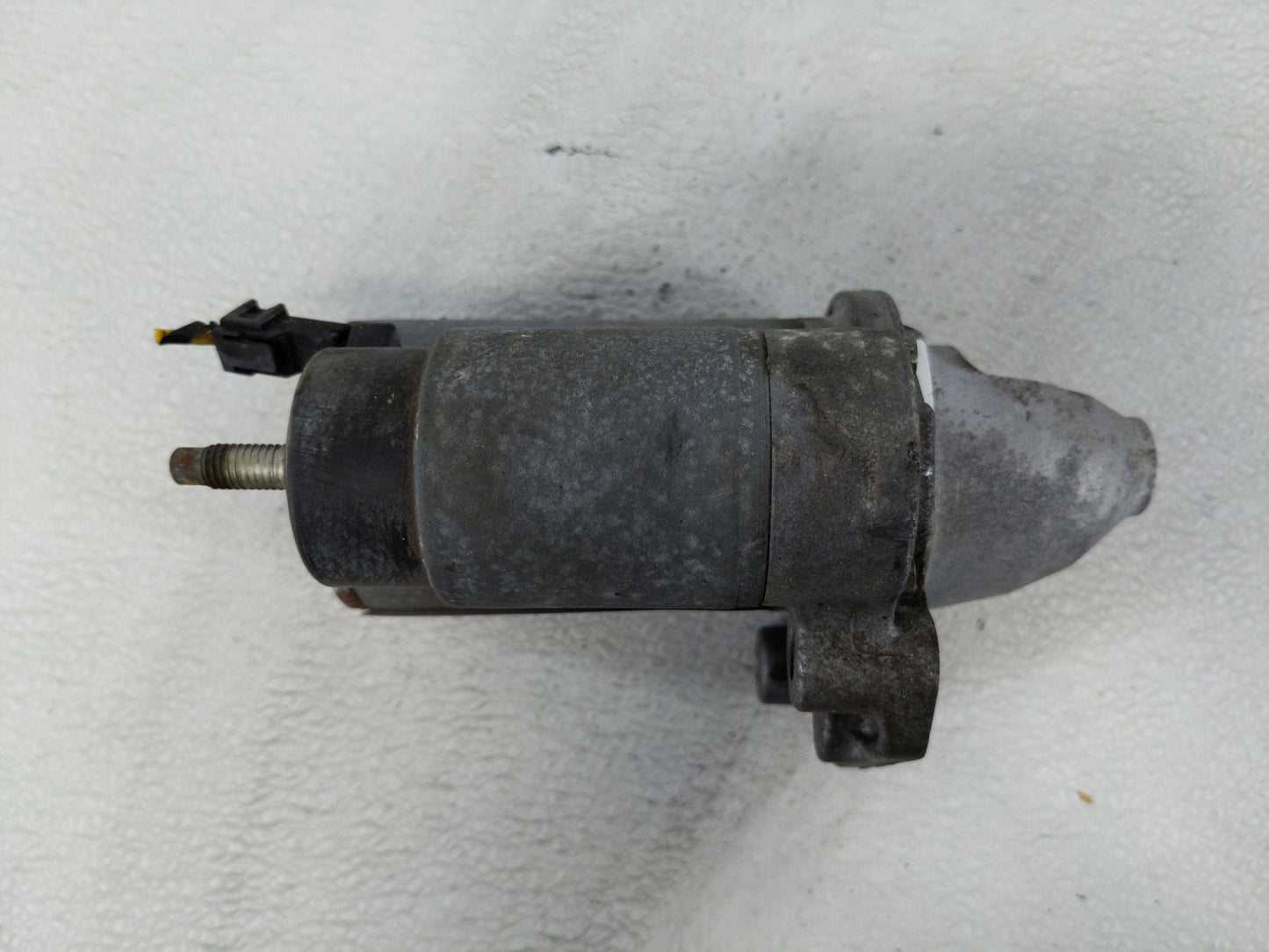 2011-2016 Chrysler Town & Country Car Starter Motor Solenoid OEM P/N:428000-7200 Fits OEM Used Auto Parts - Oemusedautoparts