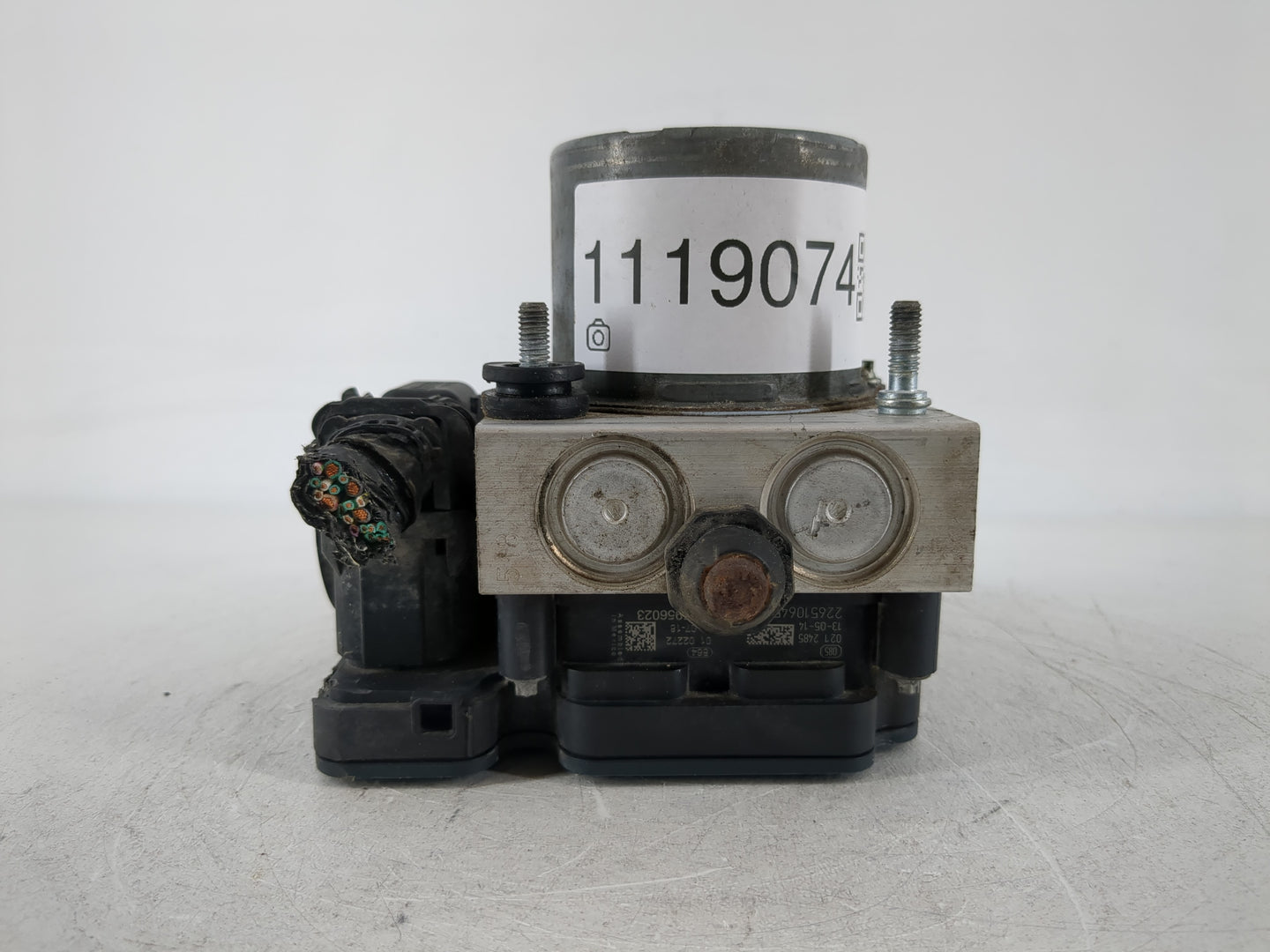 2014 Chrysler Town & Country ABS Pump Control Module Replacement P/N:P68183803AC Fits OEM Used Auto Parts - Oemusedautoparts