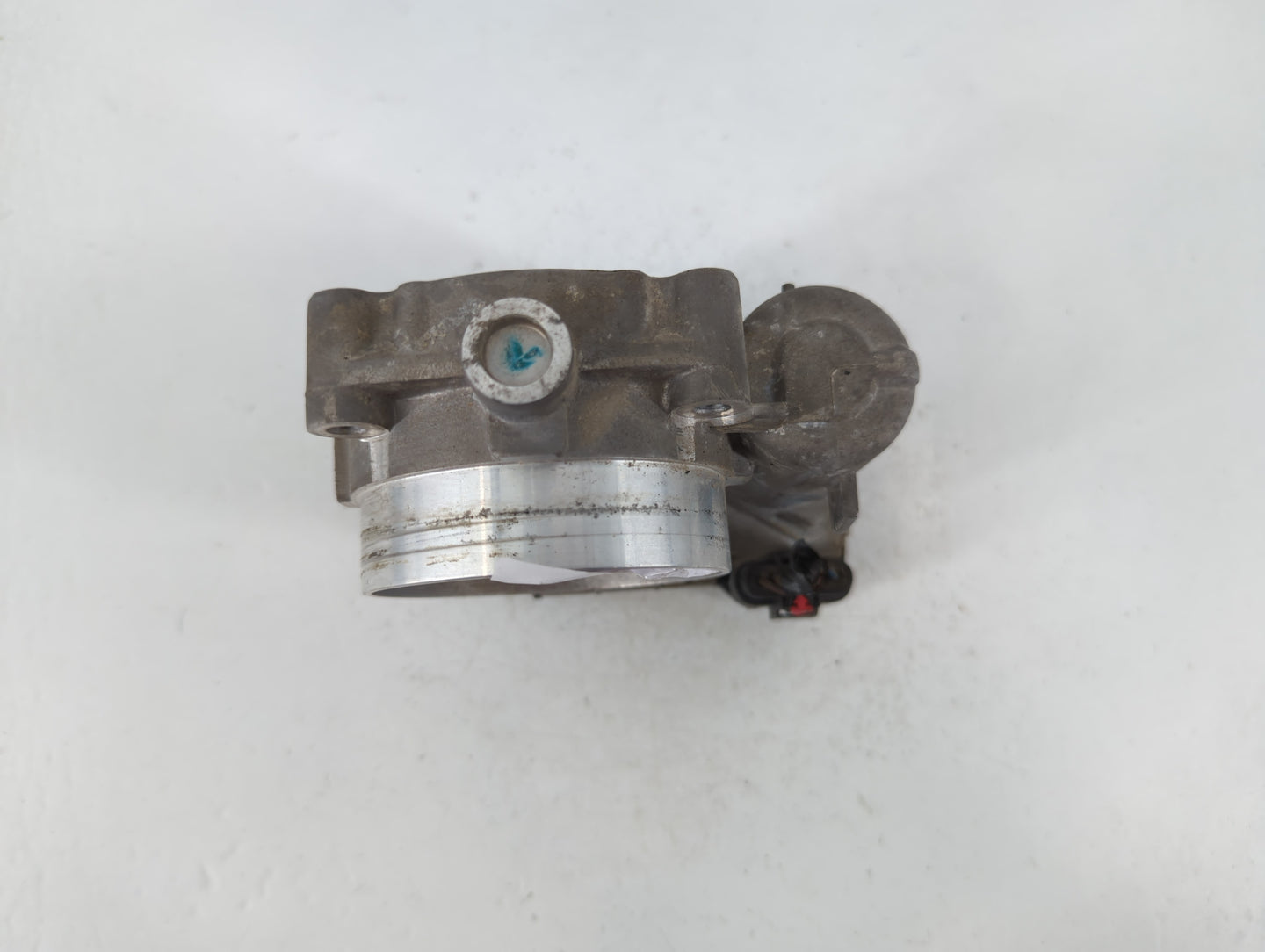 2011-2016 Chrysler Town & Country Throttle Body P/N:05184349AC Fits OEM Used Auto Parts - Oemusedautoparts1.com
