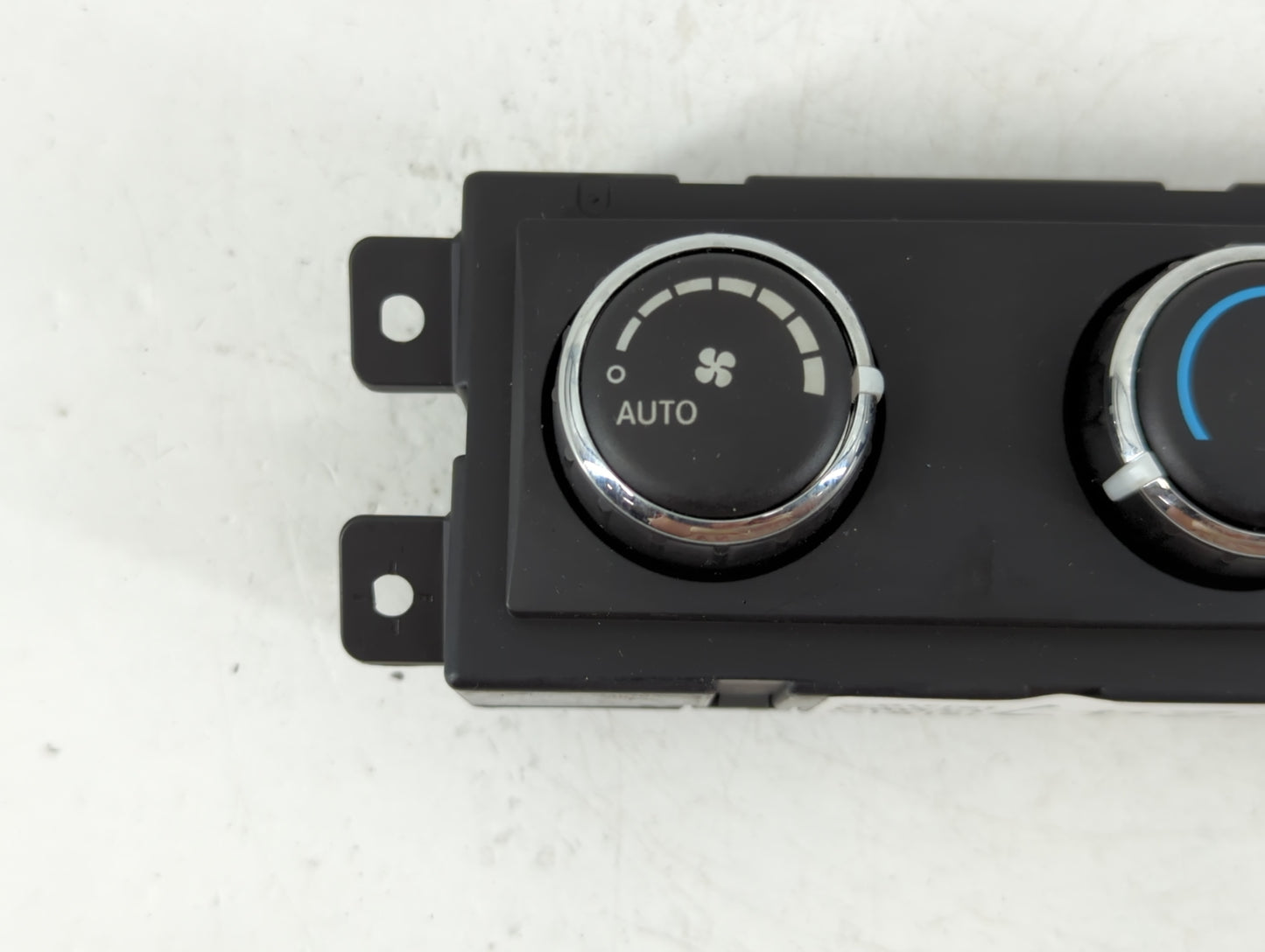 2012-2016 Chrysler Town & Country Climate Control Module Temperature AC/Heater Replacement Fits OEM Used Auto Parts - Oemuse