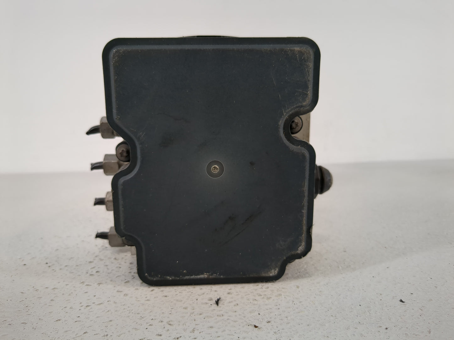 2014 Chrysler Town & Country ABS Pump Control Module Replacement P/N:P68443867AA Fits OEM Used Auto Parts - Oemusedautoparts