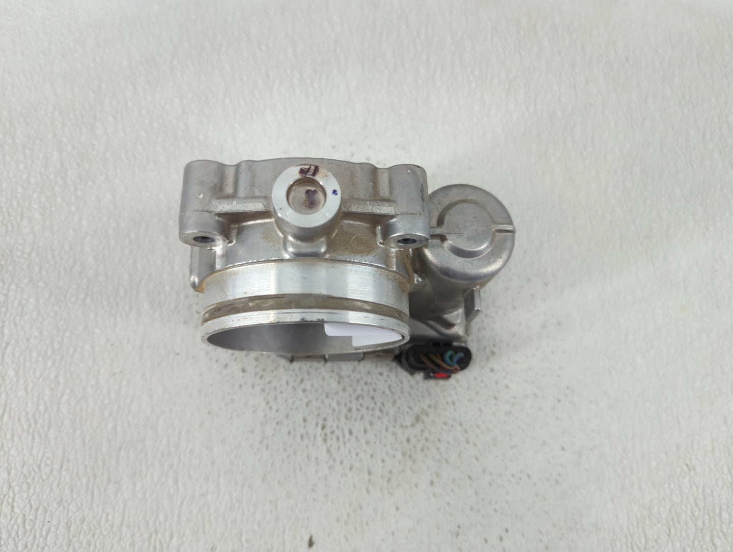 2011-2016 Chrysler Town & Country Throttle Body P/N:05184349AC Fits OEM Used Auto Parts - Oemusedautoparts1.com