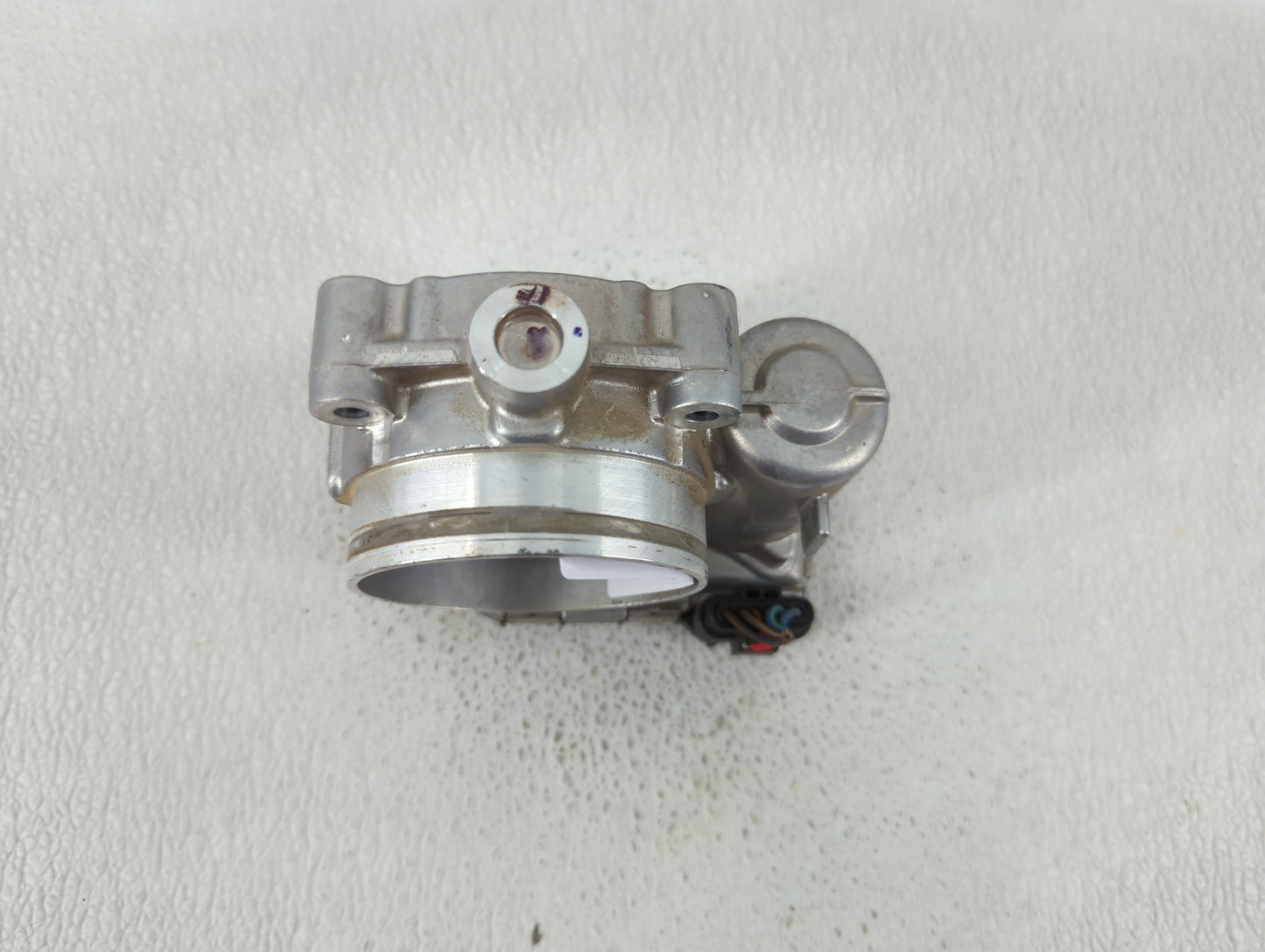 2011-2016 Chrysler Town & Country Throttle Body P/N:05184349AC Fits OEM Used Auto Parts - Oemusedautoparts1.com