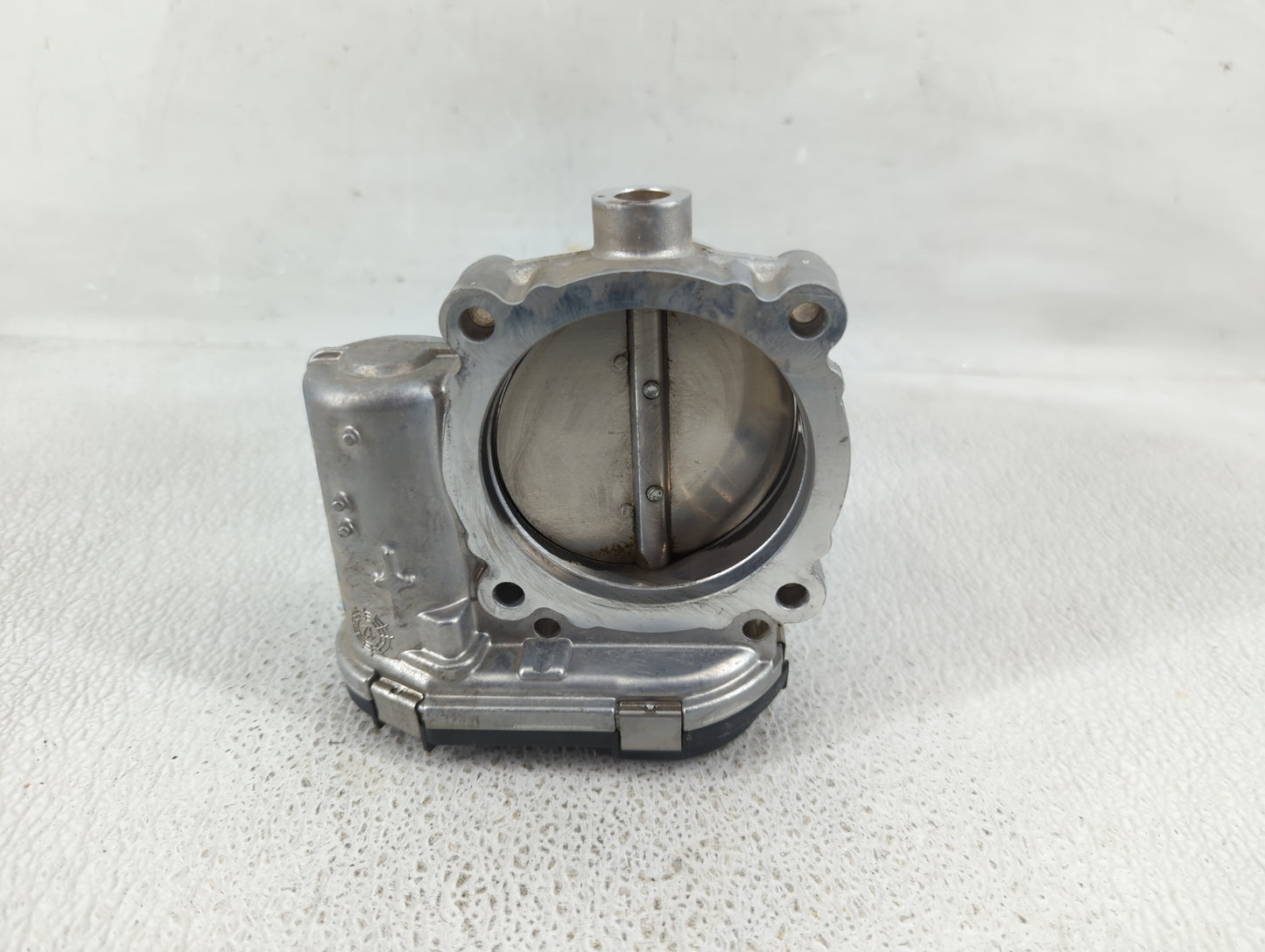 2011-2016 Chrysler Town & Country Throttle Body P/N:05184349AC Fits OEM Used Auto Parts - Oemusedautoparts1.com