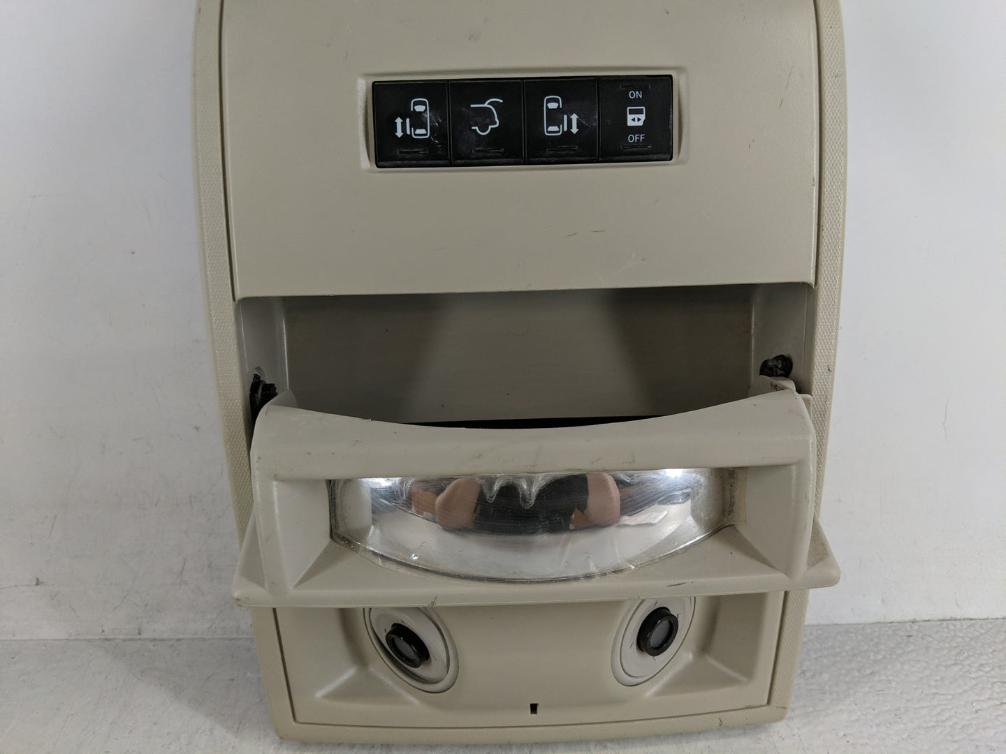 2014 Chrysler Town & Country Overhead Roof Console - Oemusedautoparts1.com