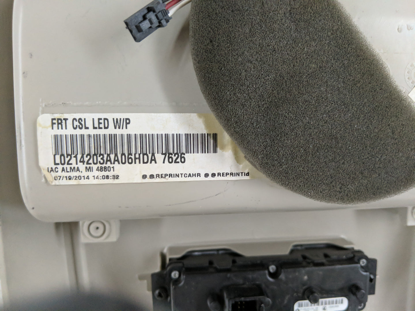 2014 Chrysler Town & Country Overhead Roof Console - Oemusedautoparts1.com