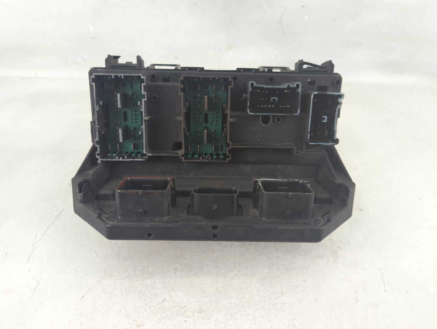2014-2014 Chrysler Town & Country Fusebox Fuse Box Relay Module Tipm - Oemusedautoparts1.com