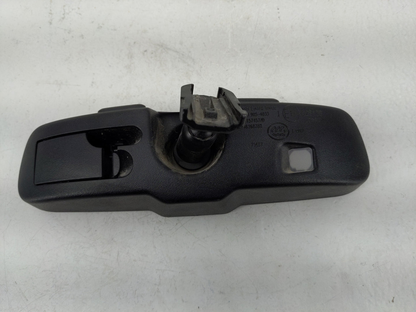 2014 Chrysler Town & Country Interior Rear View Mirror Replacement OEM P/N:E11026130 Fits OEM Used Auto Parts - Oemusedautop