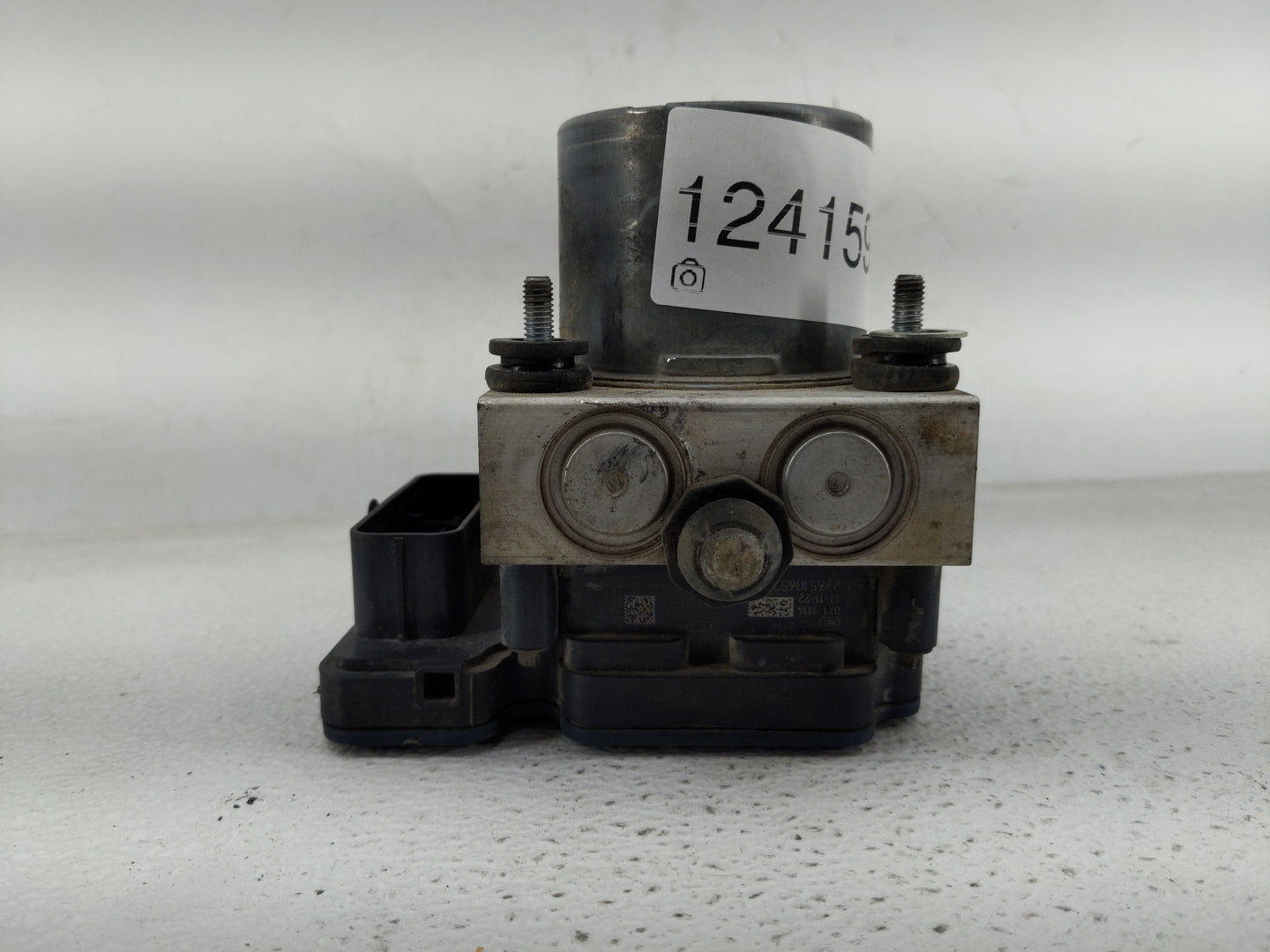 2014 Chrysler Town & Country ABS Pump Control Module Replacement P/N:68183803AC Fits OEM Used Auto Parts - Oemusedautoparts1