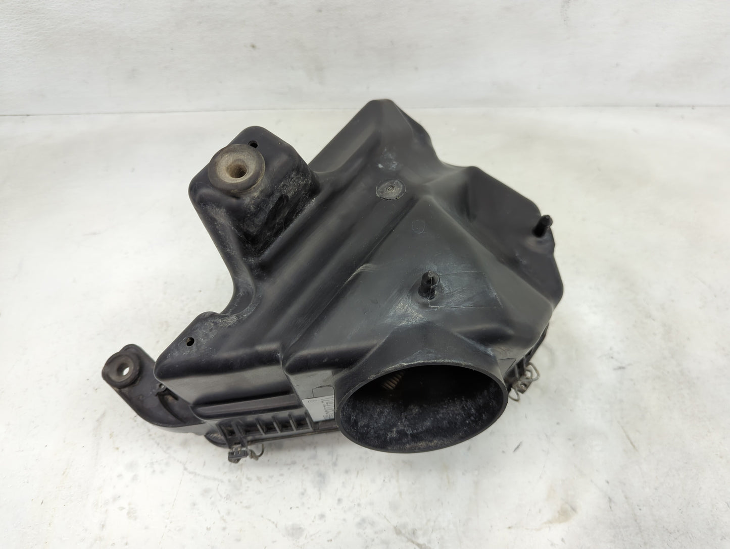 2011-2016 Chrysler Town & Country Air Cleaner Intake-duct Hose Tube - Oemusedautoparts1.com