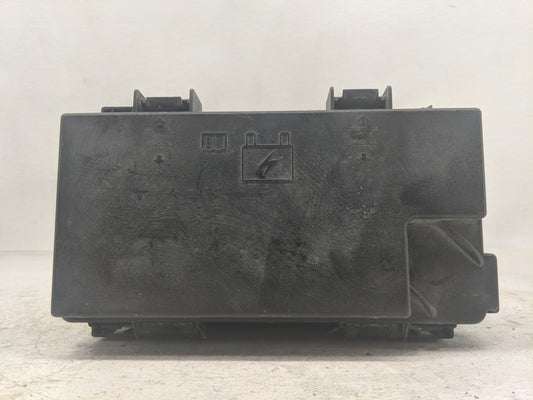 2014-2014 Chrysler Town & Country Fusebox Fuse Box Relay Module Tipm - Oemusedautoparts1.com