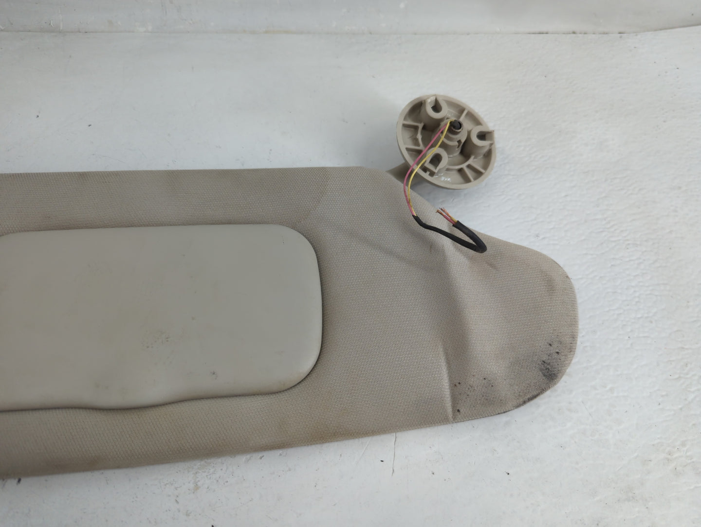 2011-2016 Chrysler Town & Country Sun Visor Shade Replacement Passenger Right Mirror Fits OEM Used Auto Parts - Oemusedautop