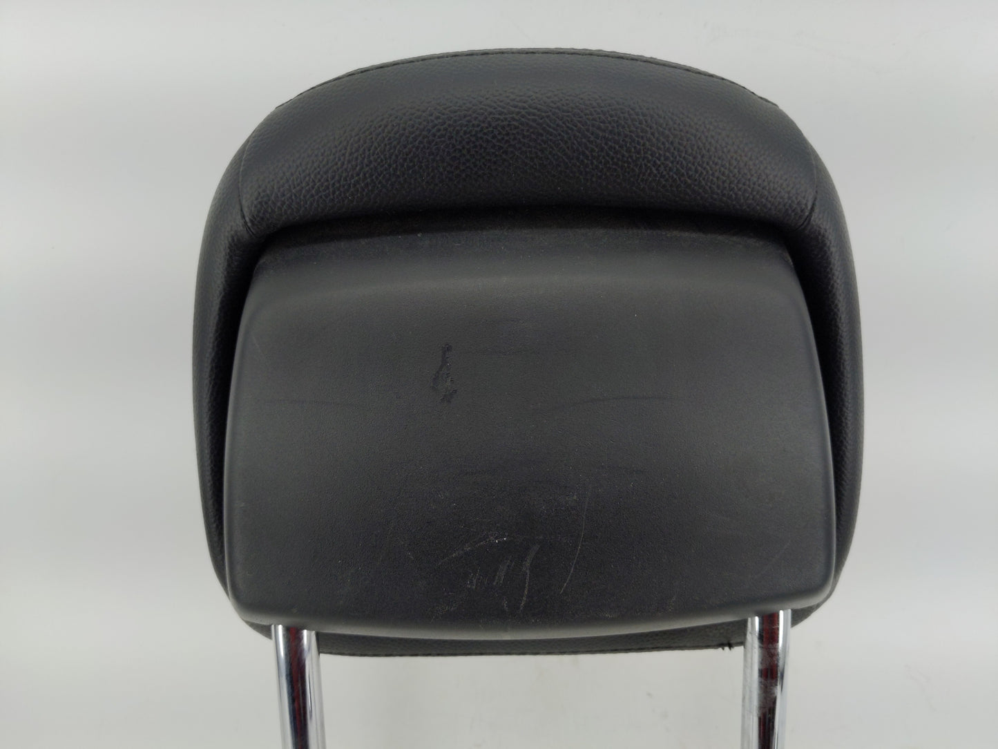 2014 Chrysler Town & Country Headrest Head Rest Rear Seat Fits Fits 2005 OEM Used Auto Parts - Oemusedautoparts1.com